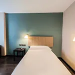 Azz Pamplona Norte Hotel