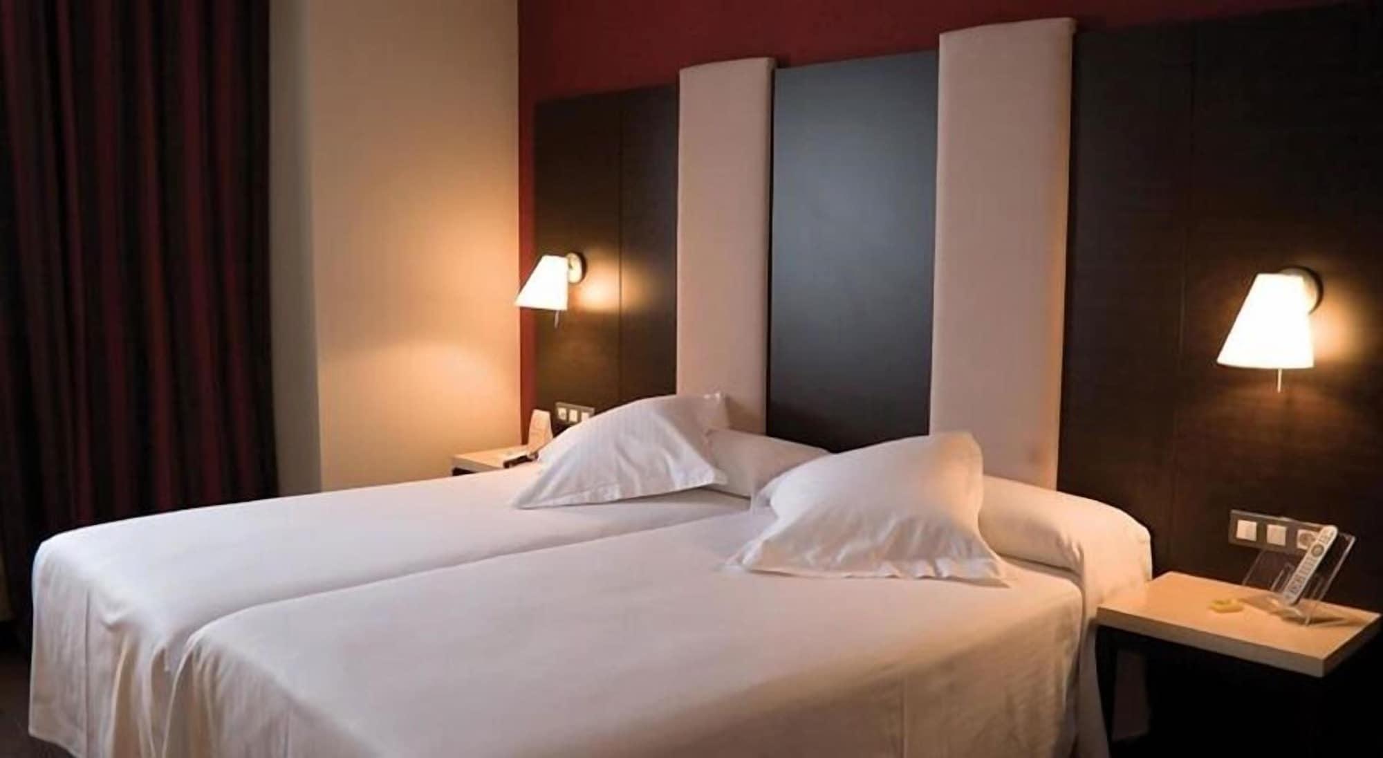 Azz Pamplona Norte 4*