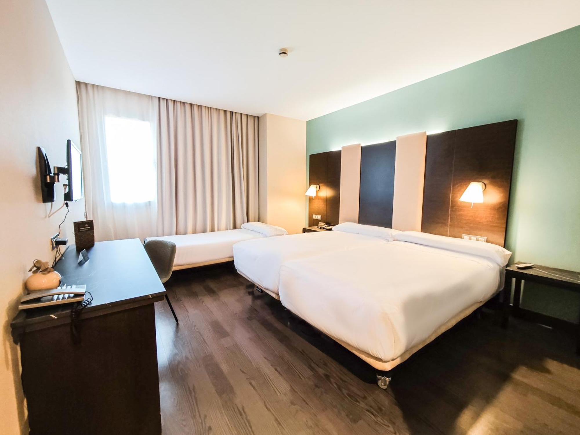Azz Pamplona Norte 4* Berriozar