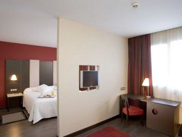 Azz Pamplona Norte Hotel
